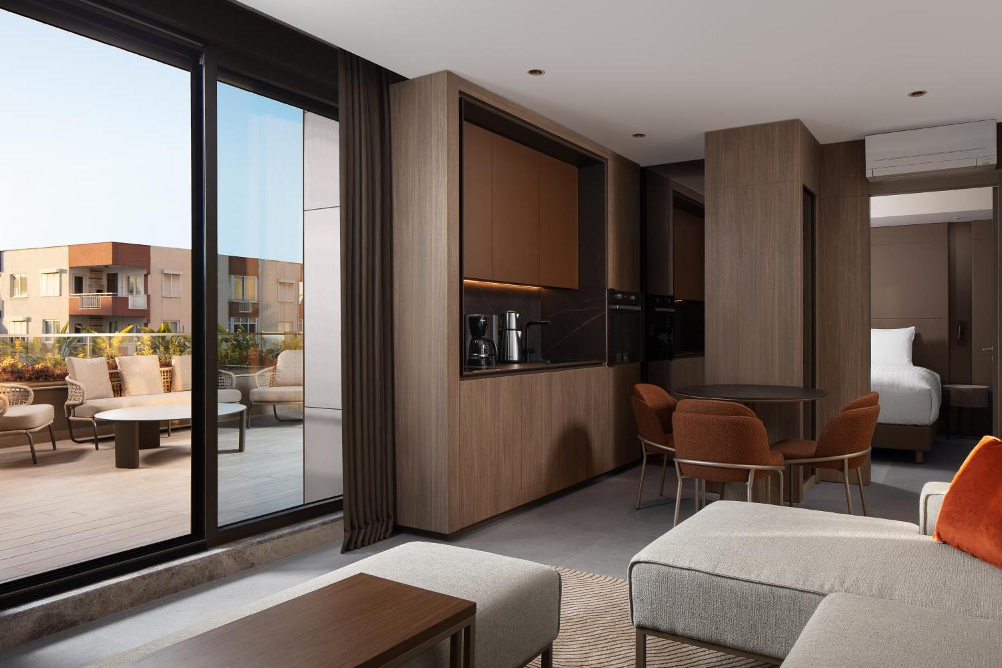 Hotel By Marriott Antalya