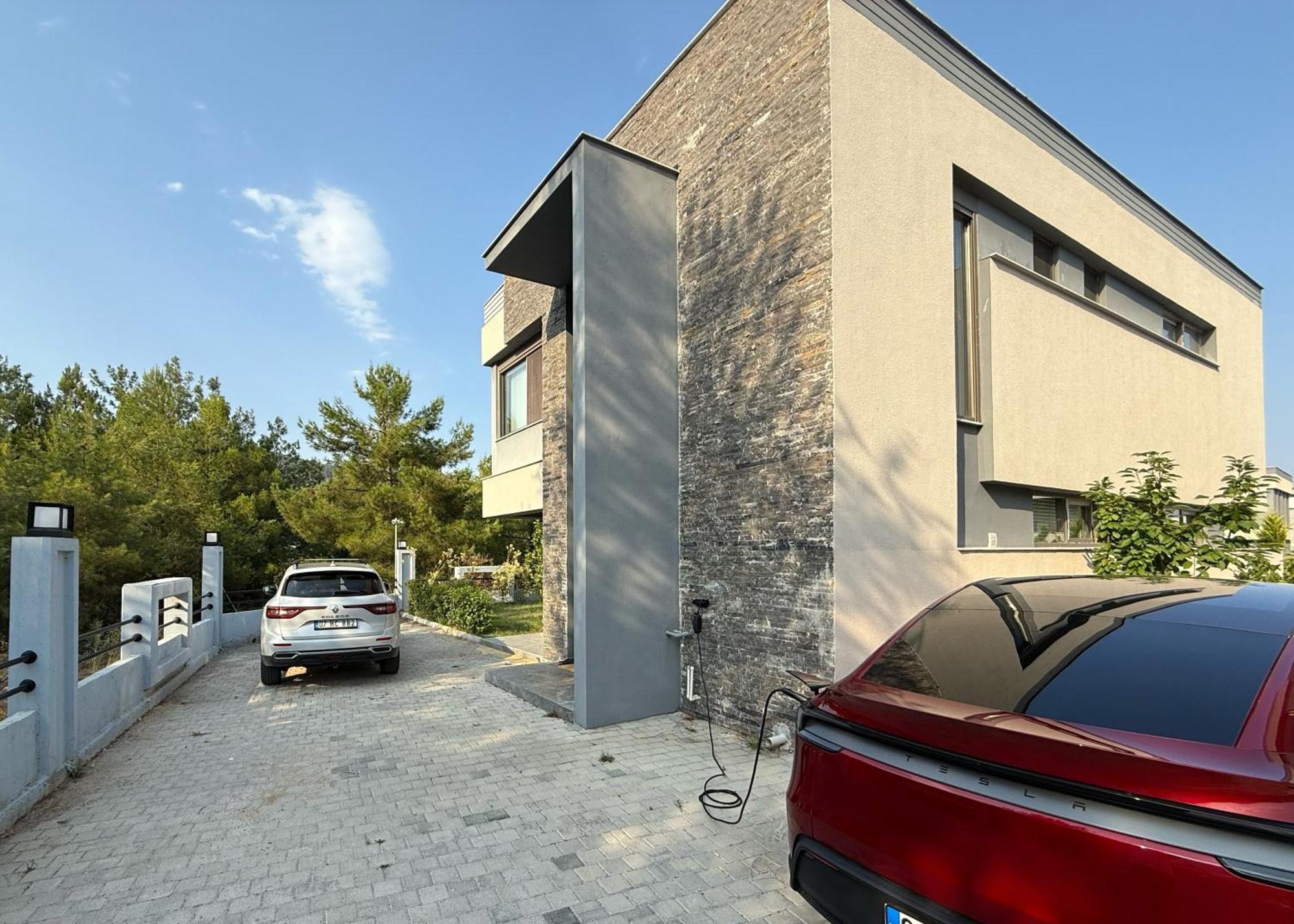 Canyon Goeynuek Kemer With Pool Villa