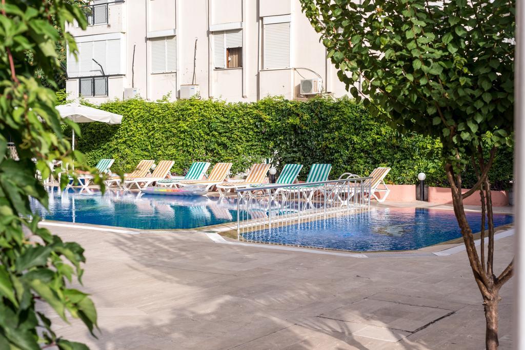 Zel Hotel 3*
