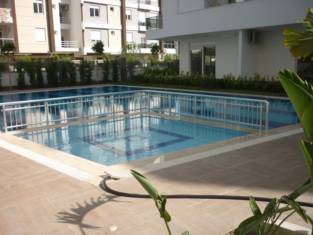 Aqua Homes Apartment *