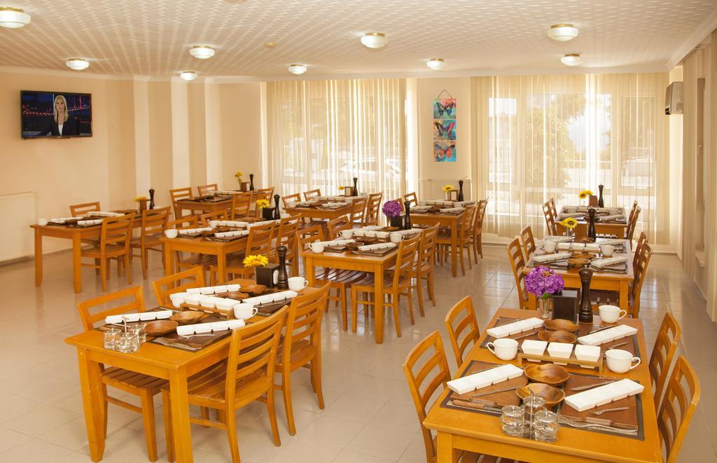 Hotel Ales Park *