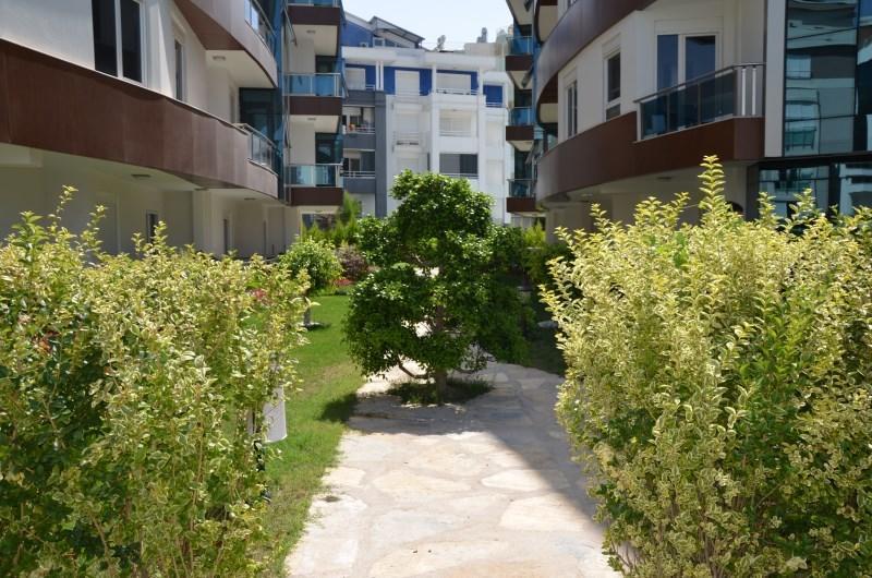 Onkel Residences *