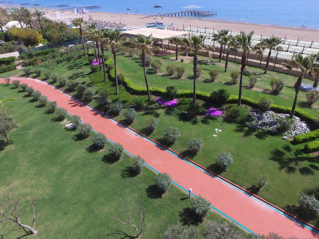 Fame Lara & Antalya