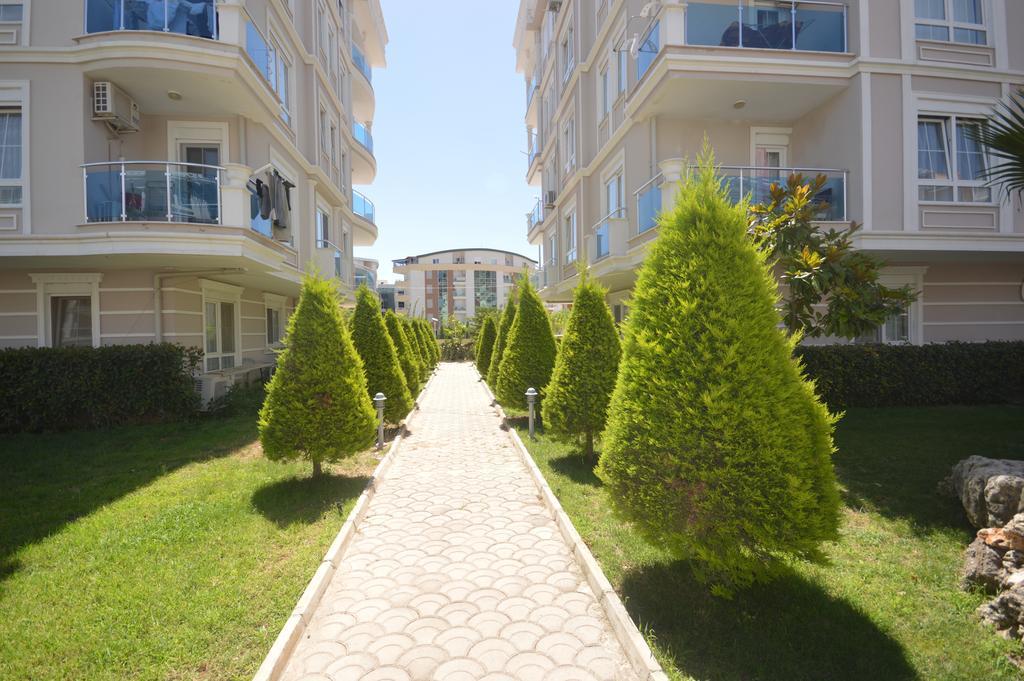 Apartment Gardenya House