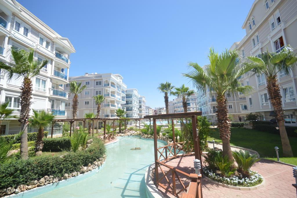 Apartment Gardenya House