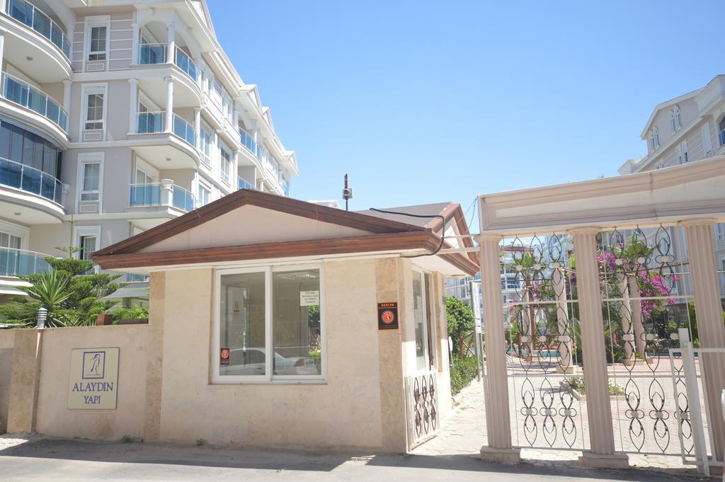 Gardenya House