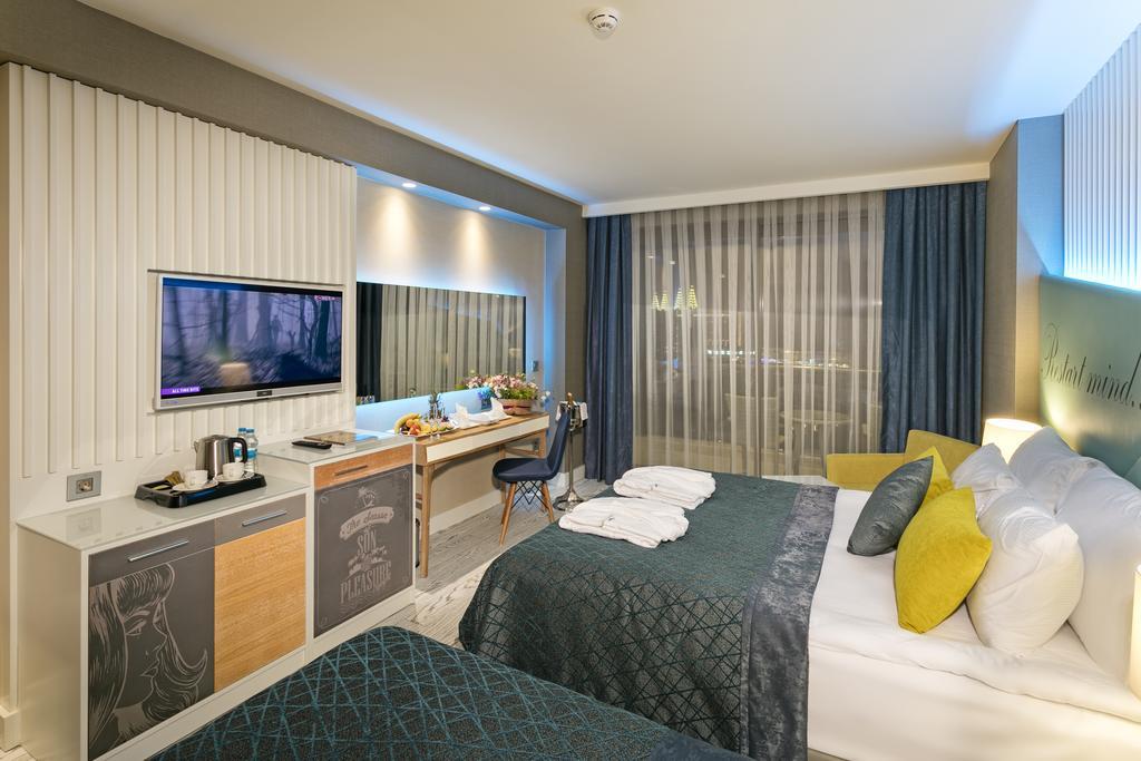 Hotel Wind Of Lara & 5*