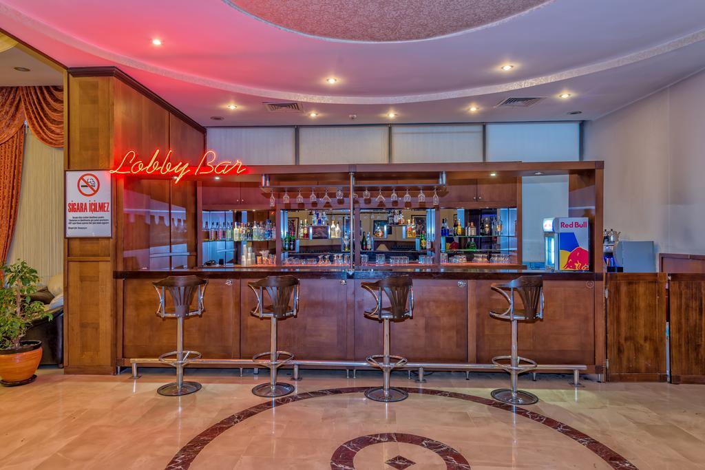 Otel Adonis 4*