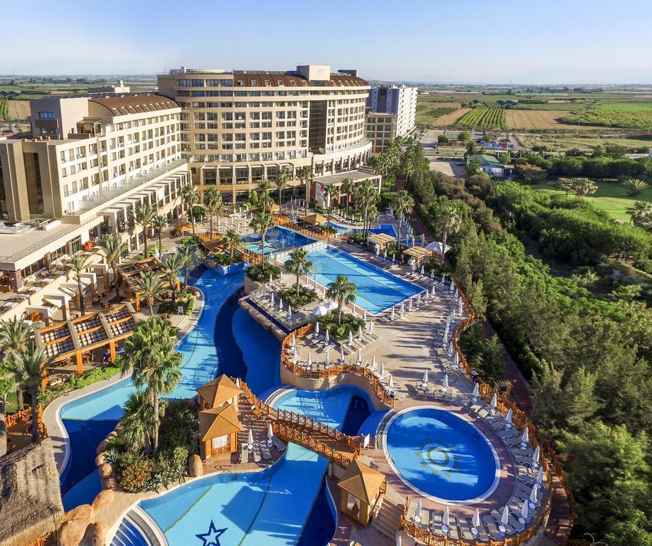 Resort Fame Lara &