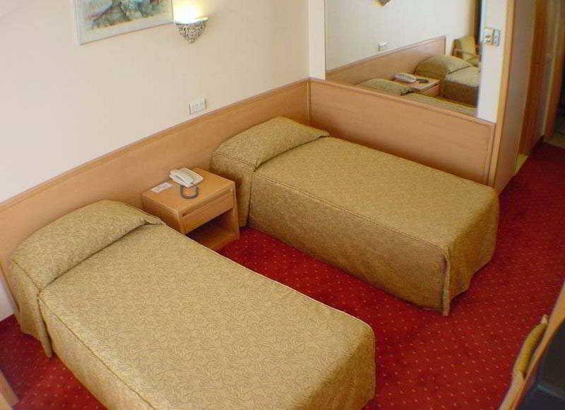 Otel Suix Lara