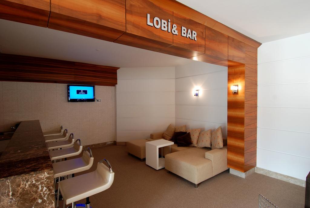 Han Hotel Otel 3*