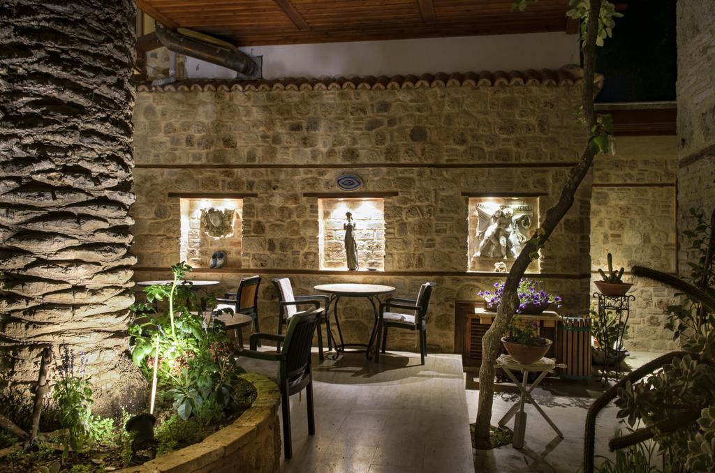 Secret Palace Hotel