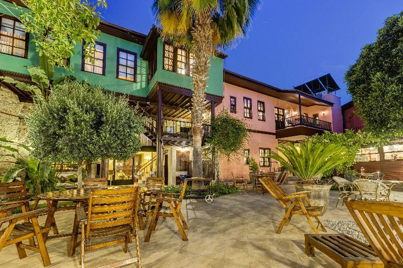 Otel Kaucuk Adult Only