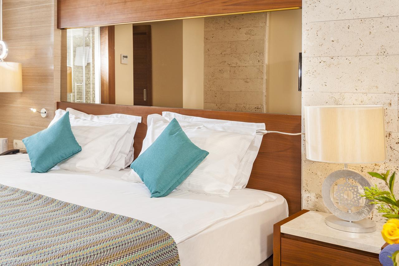 Hotel Melas Lara 5*