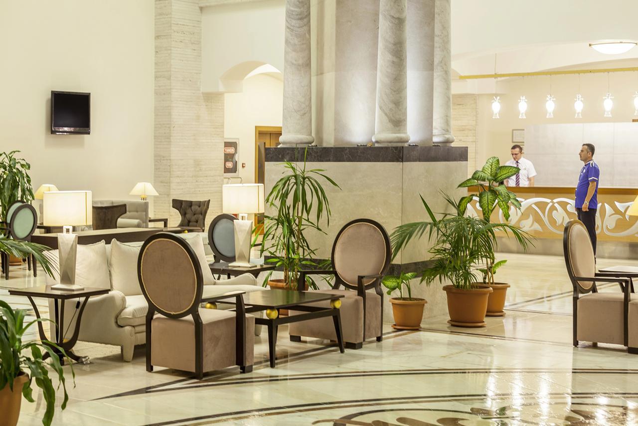 Hotel Melas Lara 5*