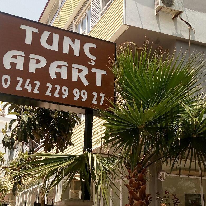 Tunc Apart *