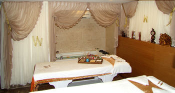 Otel Wise & - Adults Only 3*