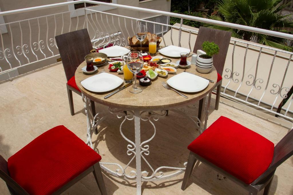 Hotel Lavin 5*