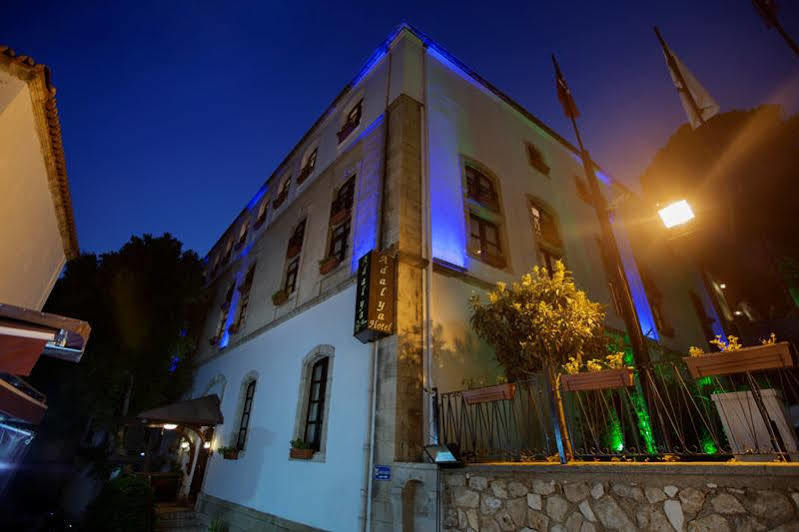 Hotel Adalya Port 4*