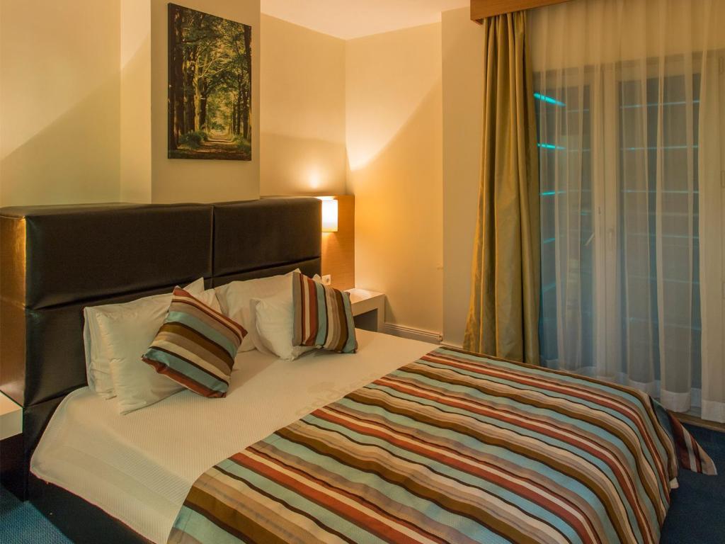 Aparthotel Address
