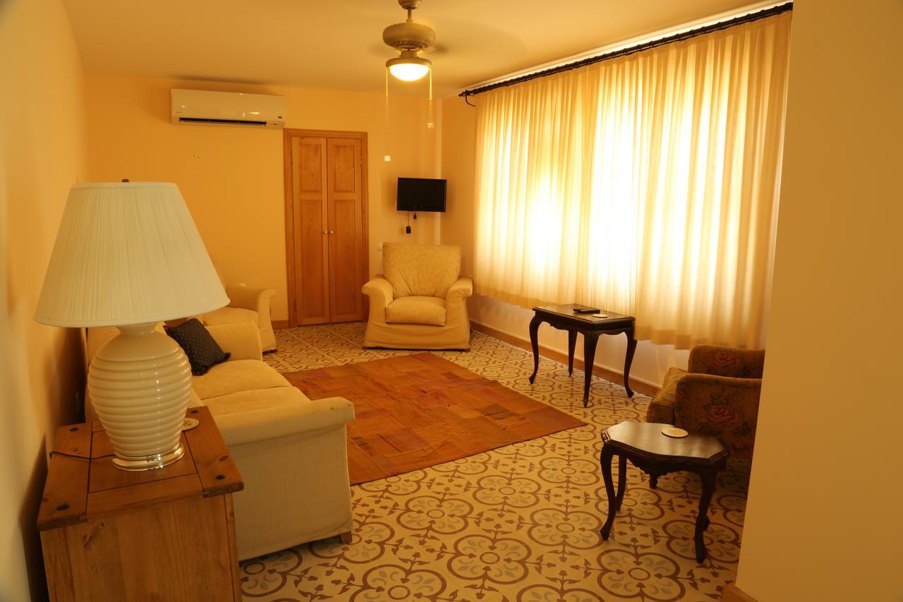 Emel Antalya