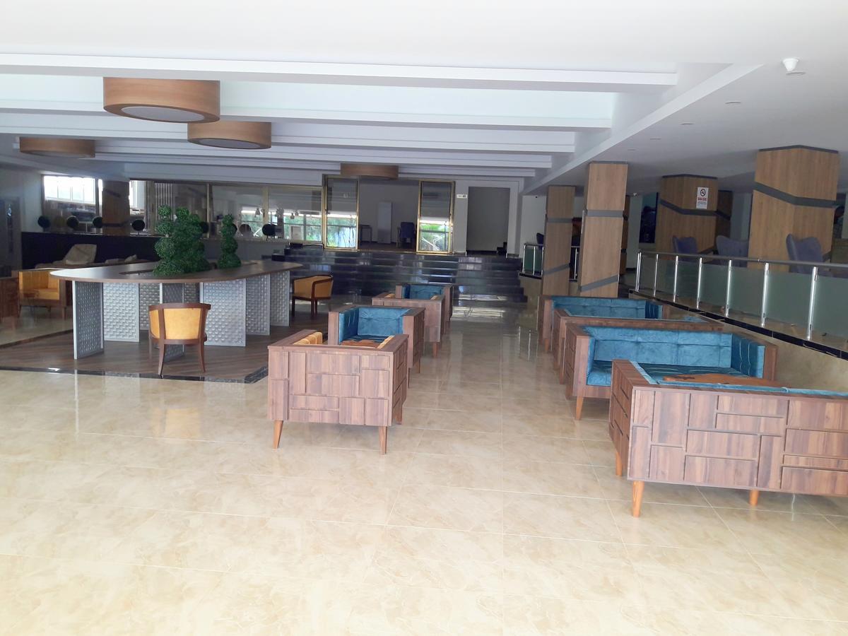 Hotel Club Delfin 4*