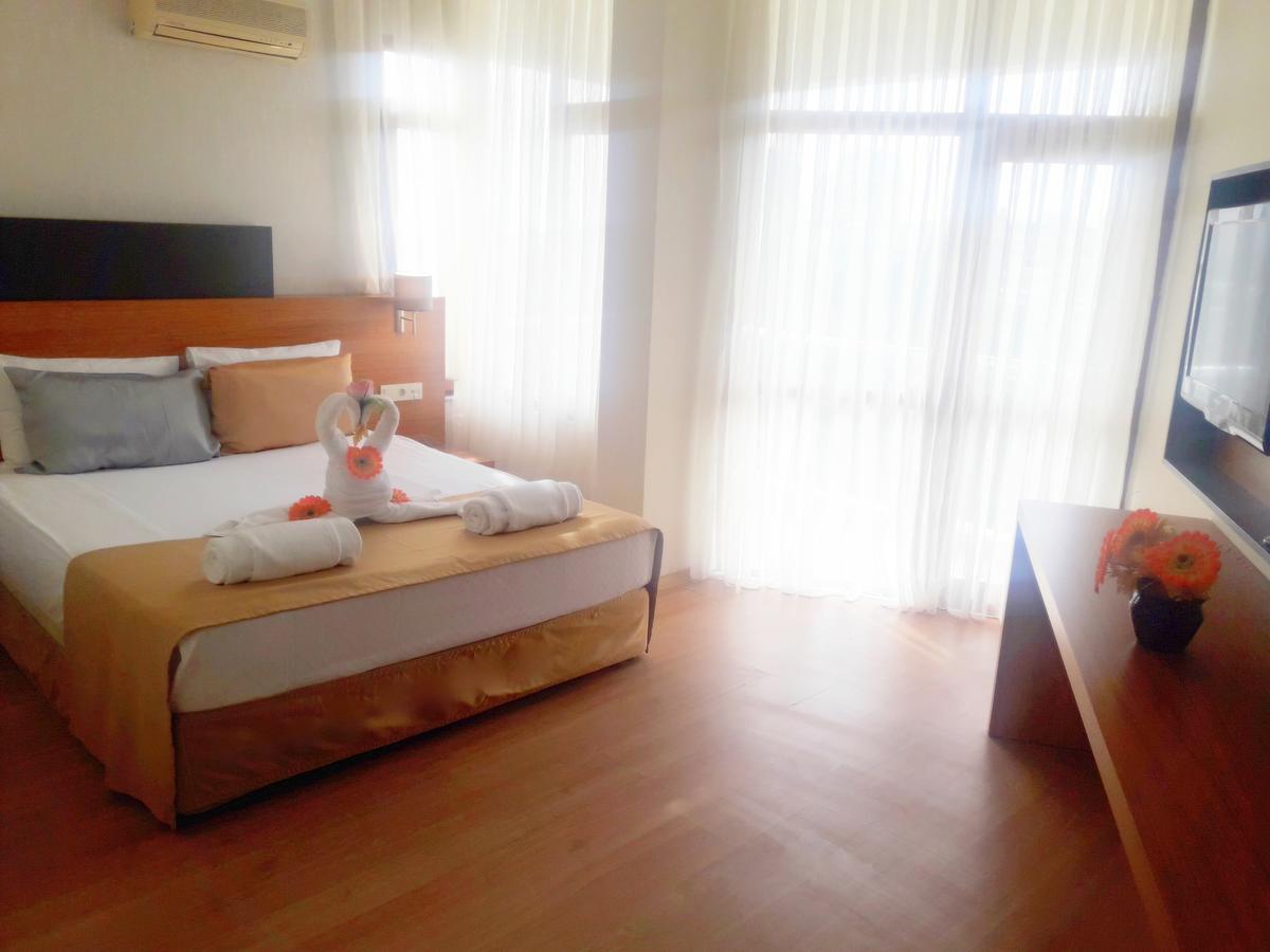Hotel Club Delfin Antalya