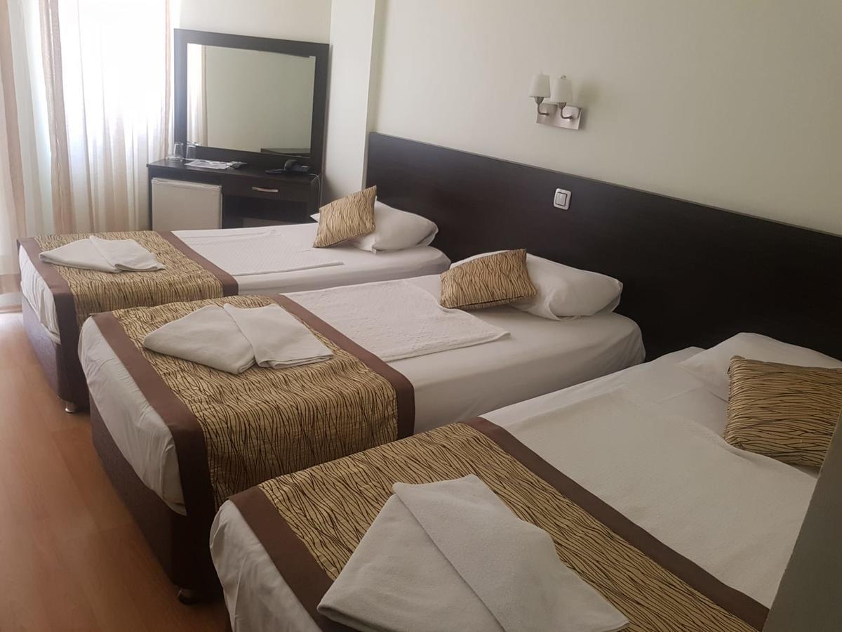Zel Hotel 3*