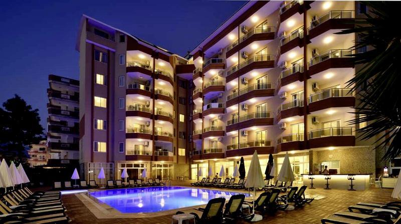 Hotel Dolphin Family 3*