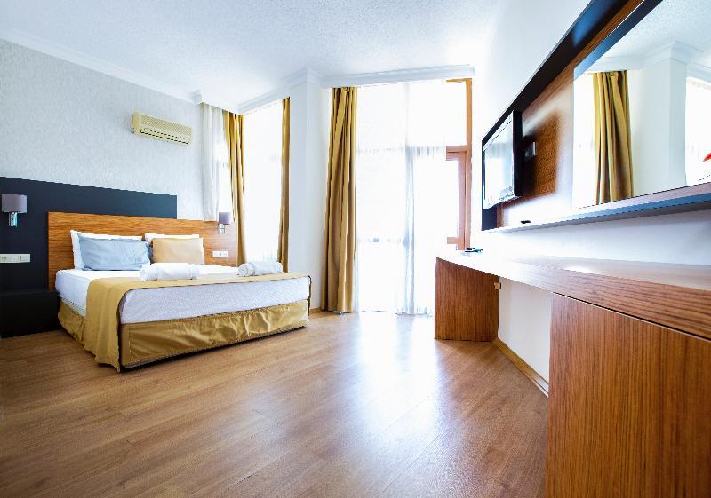 Club Delfin Hotel