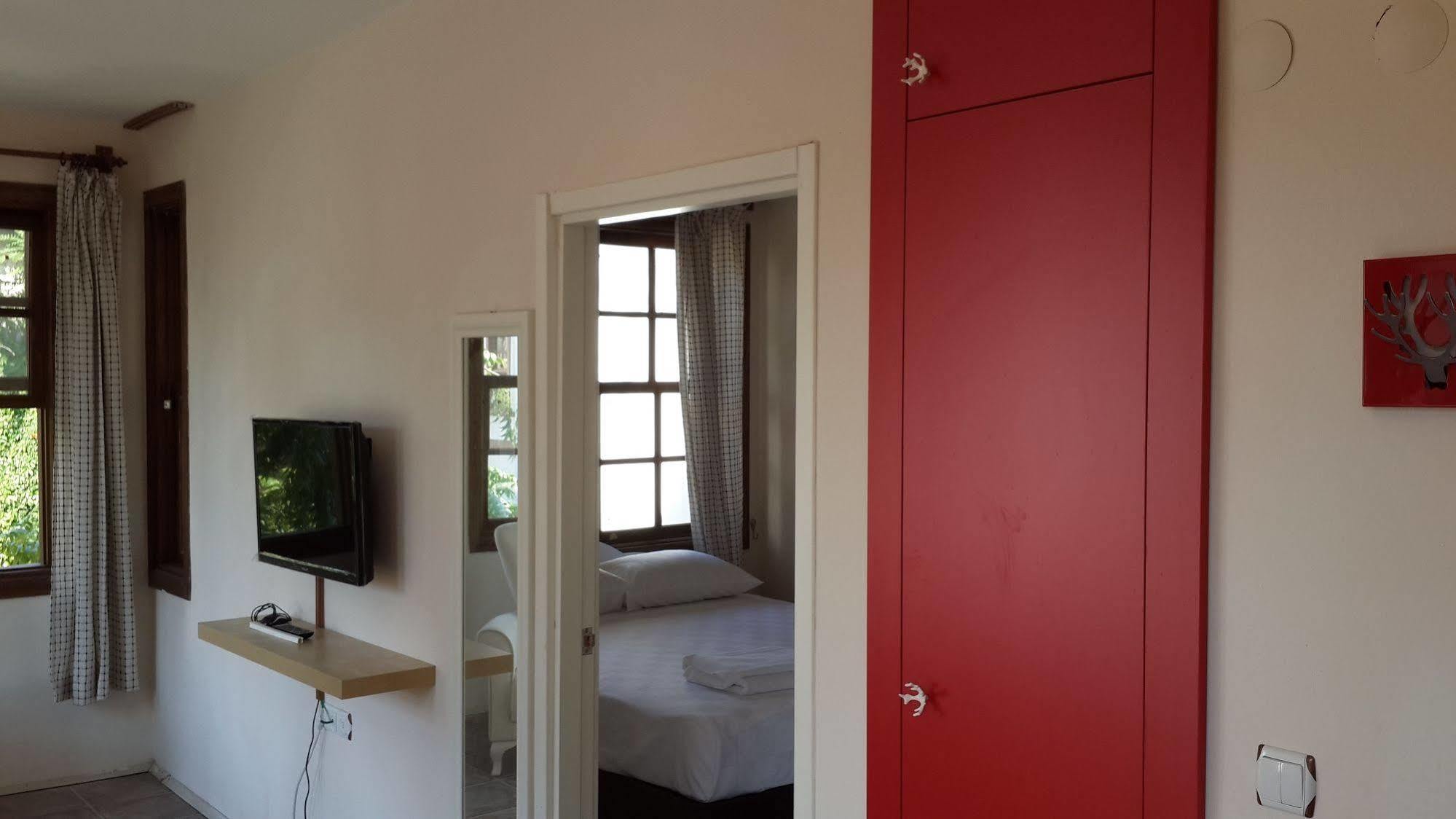 Cicerone Hotel