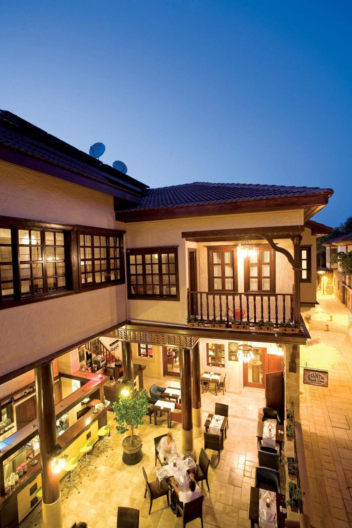 Hotel Cicerone 4*