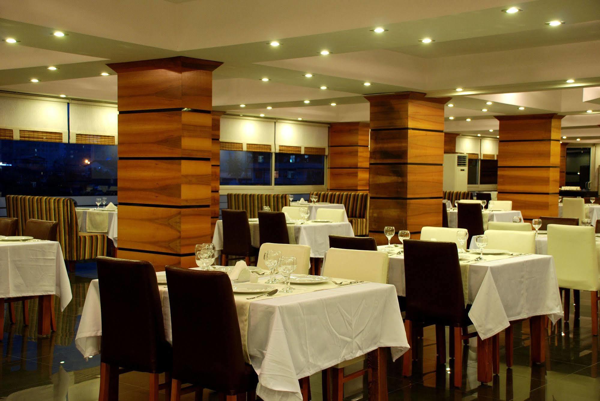 Han Hotel Hotel 3*