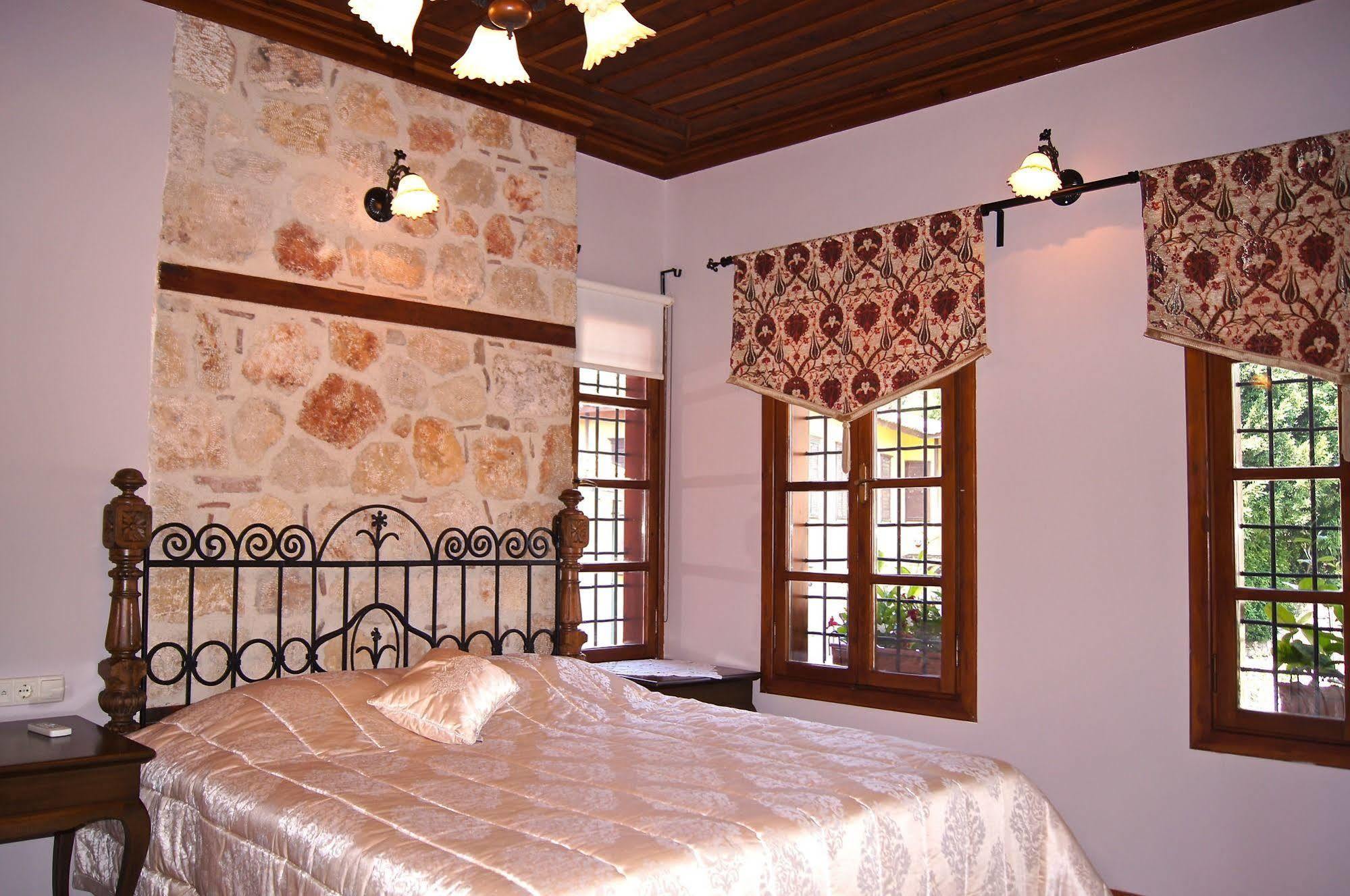 Hotel Candle Suites
