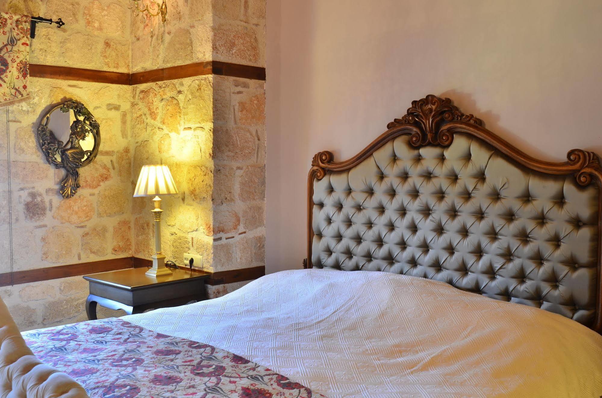 Candle Suites 4*