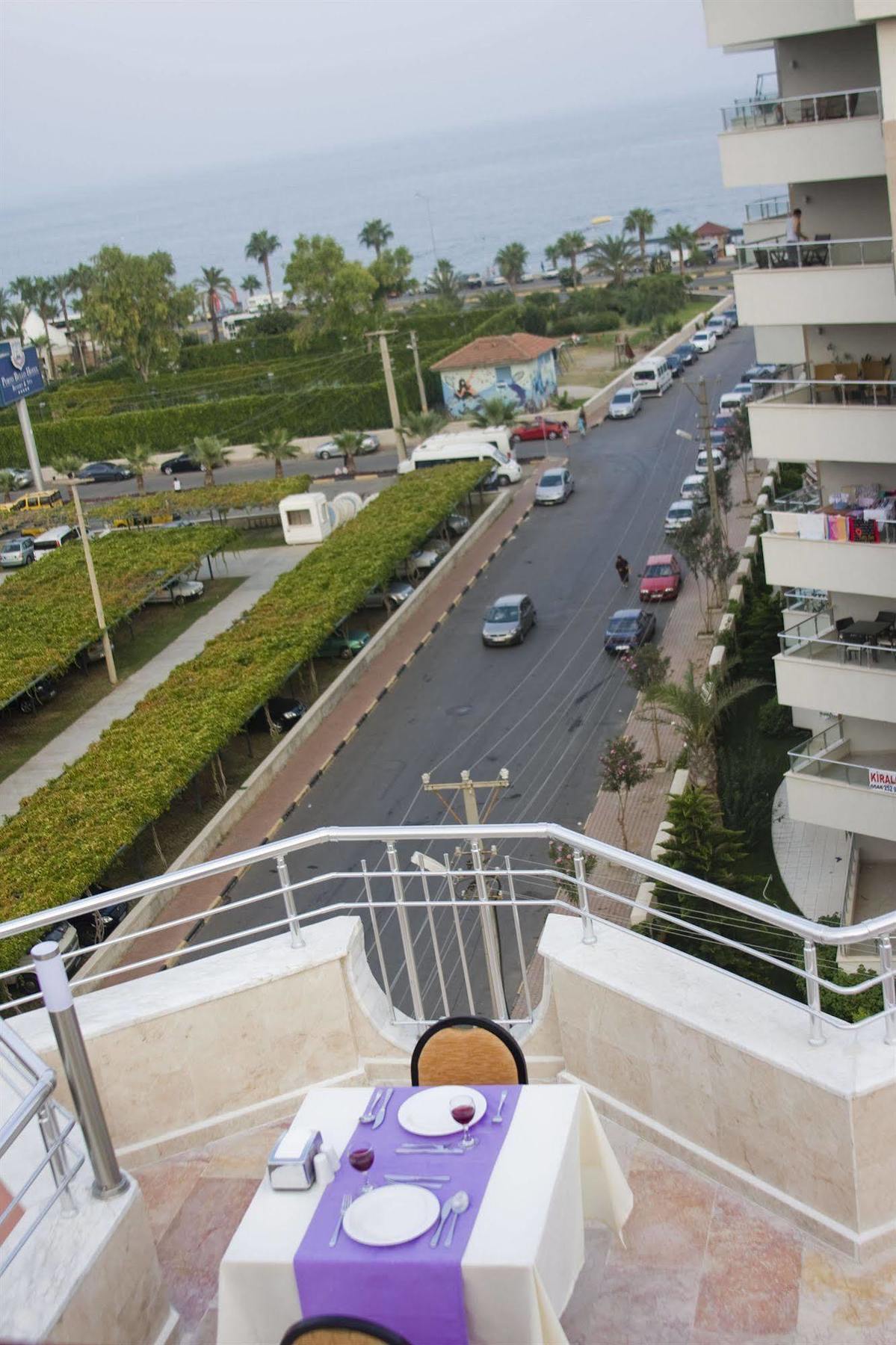 Zel Hotel