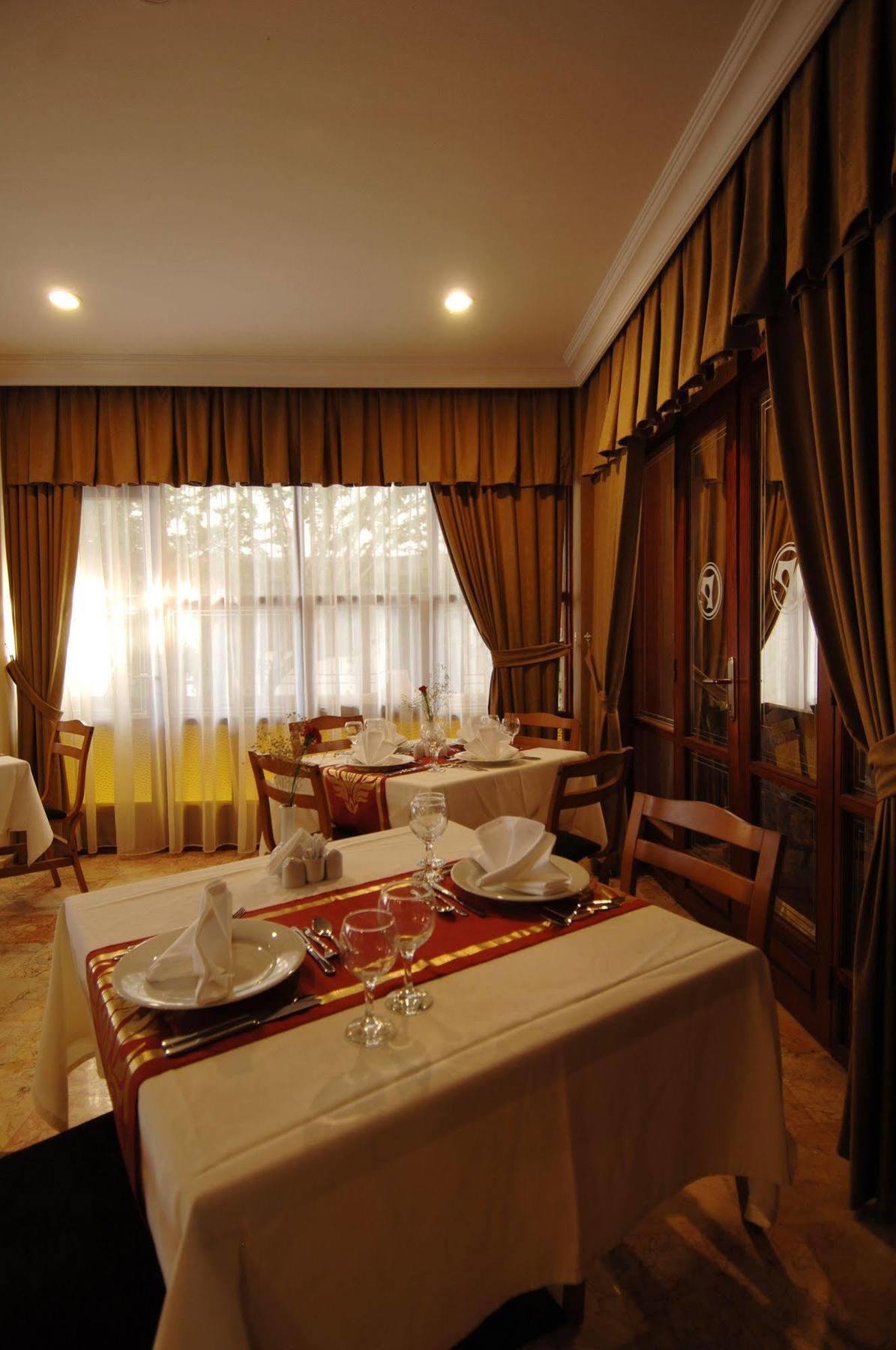 Otel Sherwood Premio