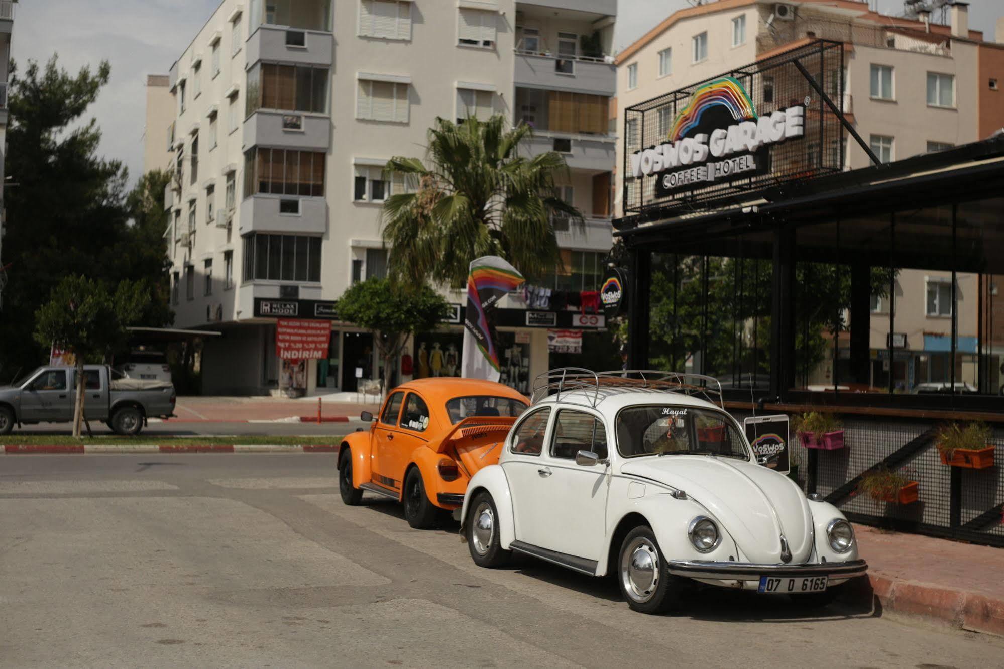 Hotel Voswos Garage Coffee 3*