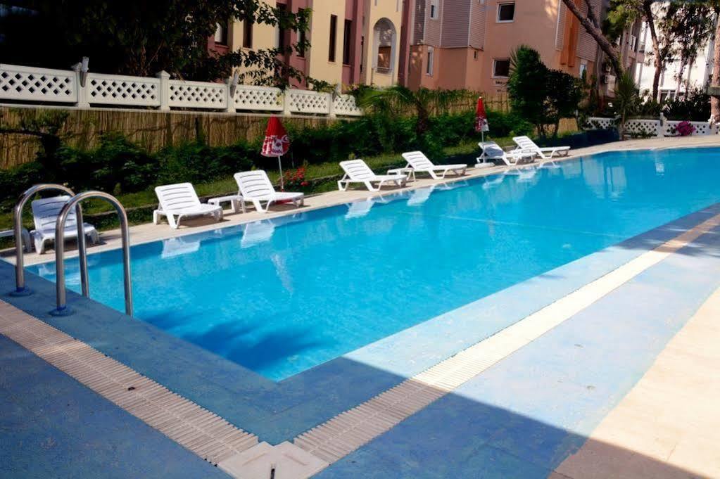 Otel Derin