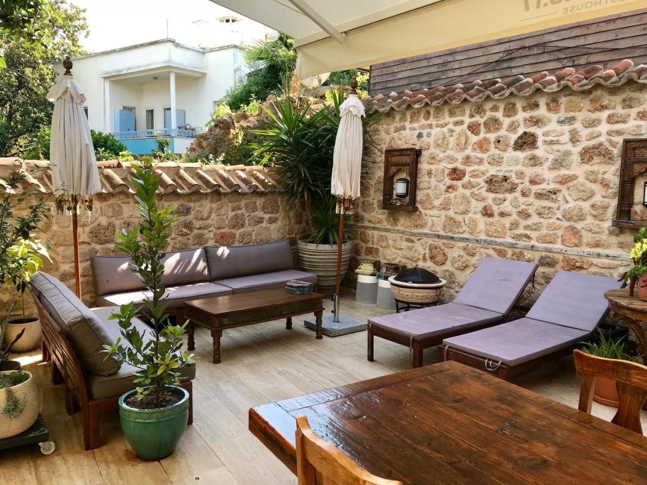 Palm House 17 - Adult Only Otel