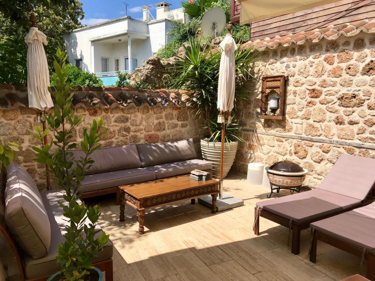 Palm House 17 - Adult Only Otel *