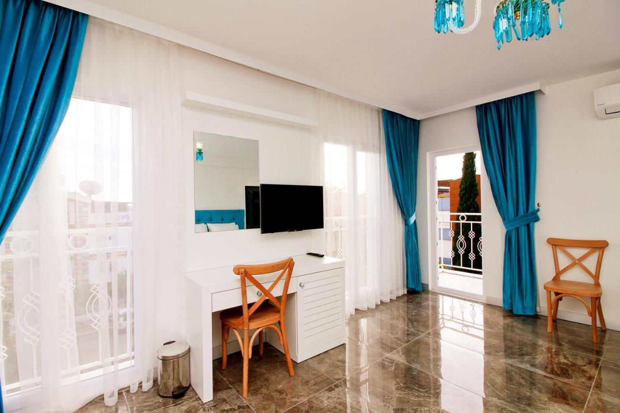 Yazar Lara Hotel Antalya