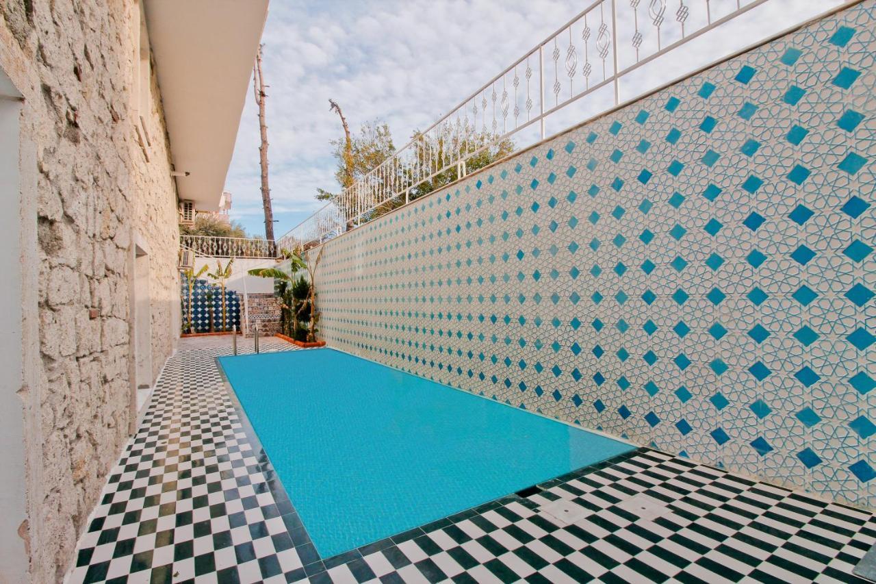 Hotel Yazar Lara