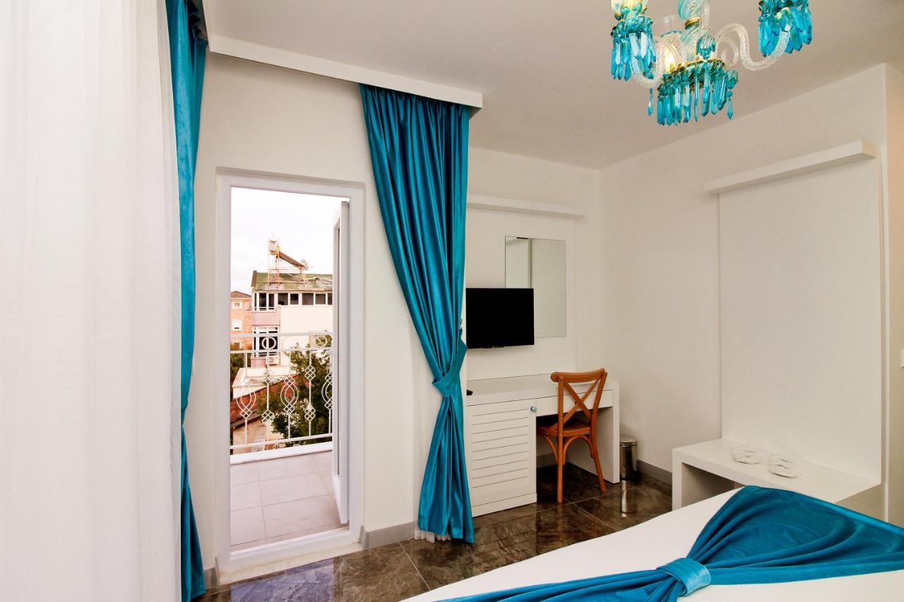 Yazar Lara Hotel