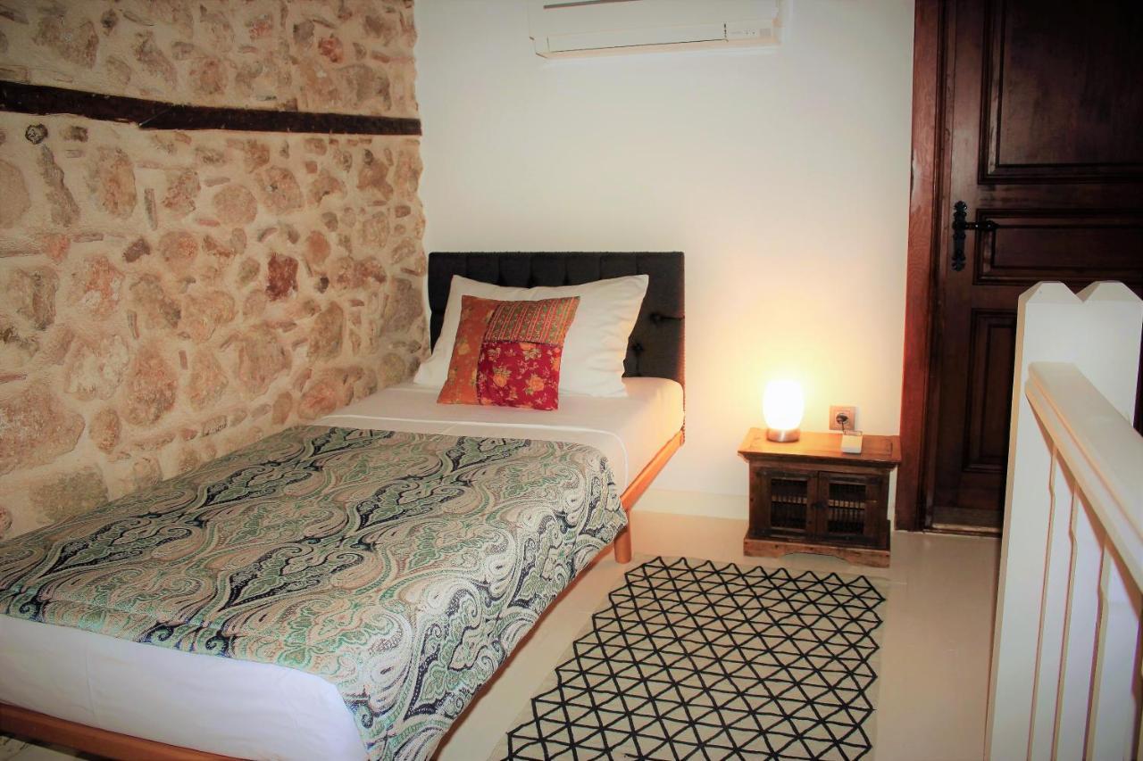 Otel Palm House 17 - Adult Only