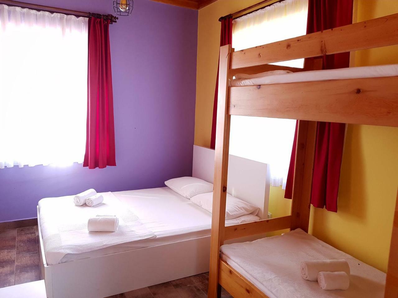 Umet Hotel 2*
