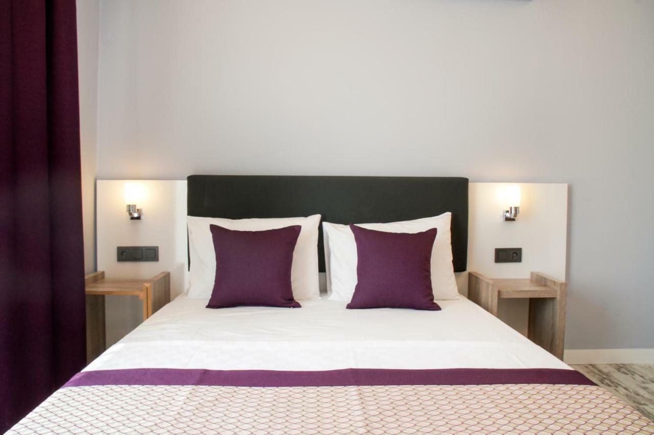 Hotel Af-ra 2*