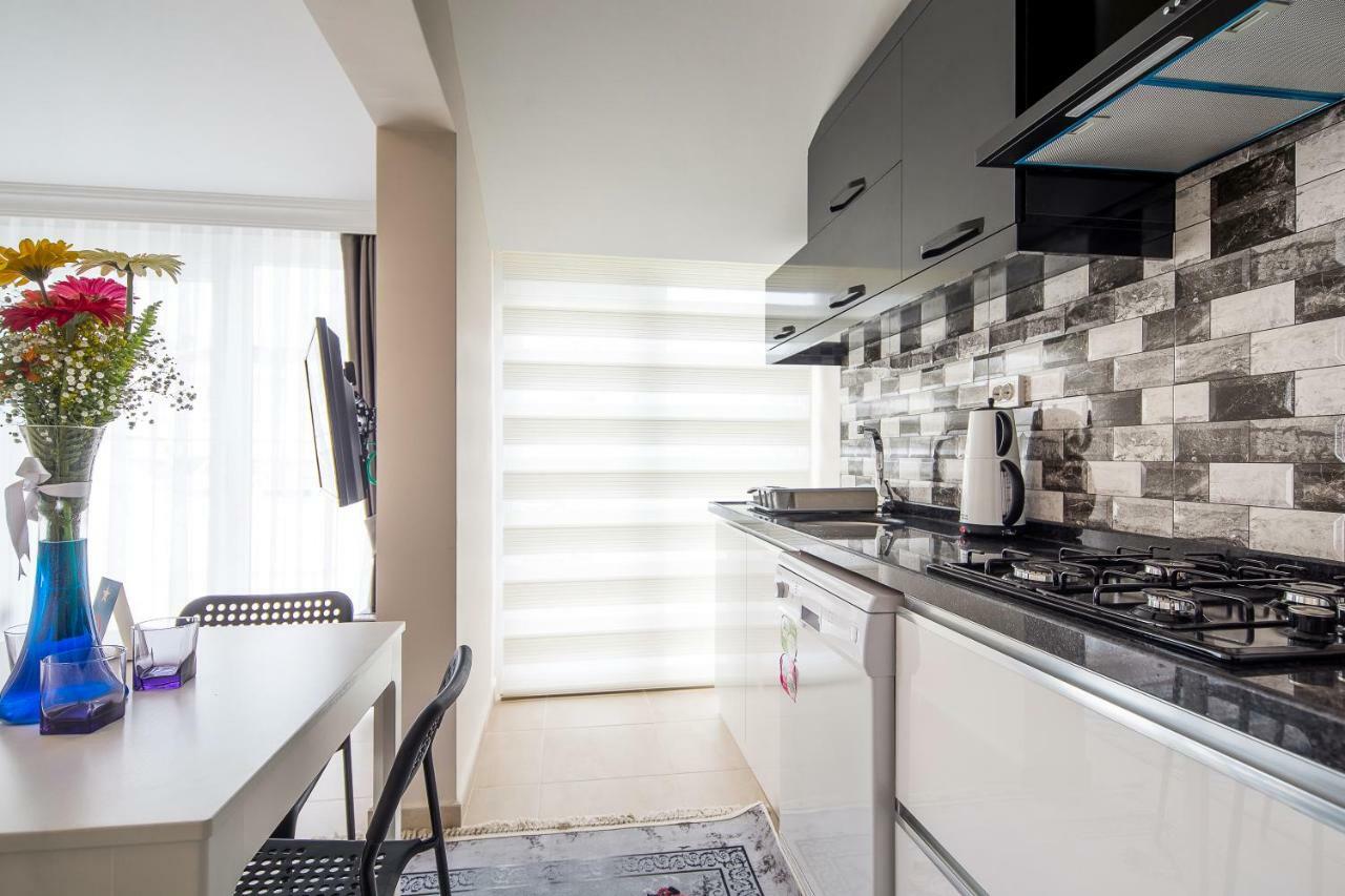 White Star Apartment *