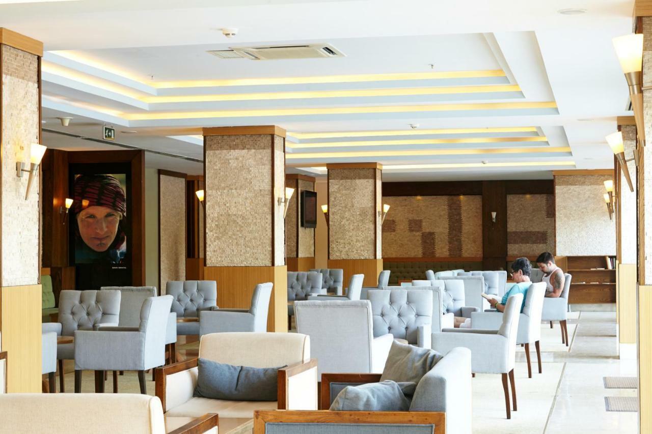 Hotel Palmet Beach Antalya