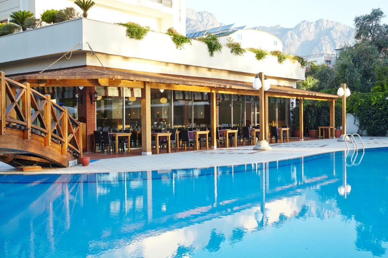 Palmet Beach 5*
